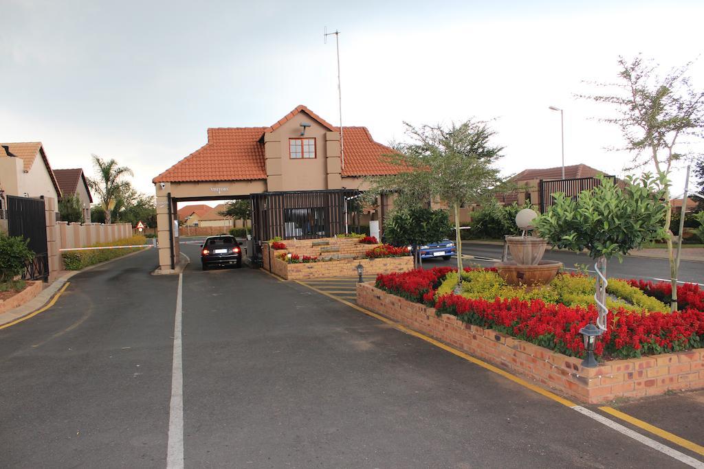 אידנווייל Topaz Cove Luxury Villas מראה חיצוני תמונה
